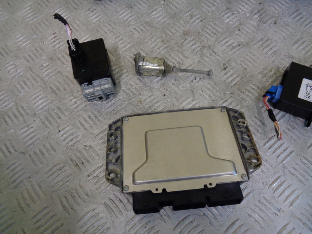 фото №10, Бортовой компьютер набор стартовый иммобилайзер renault espace iv lift 2.0 t 8200444586