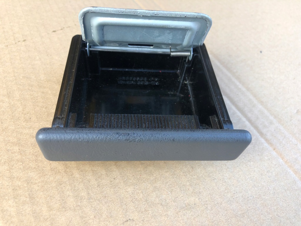 фото №1, Пепельница mitsubishi lancer vi 1998-2005