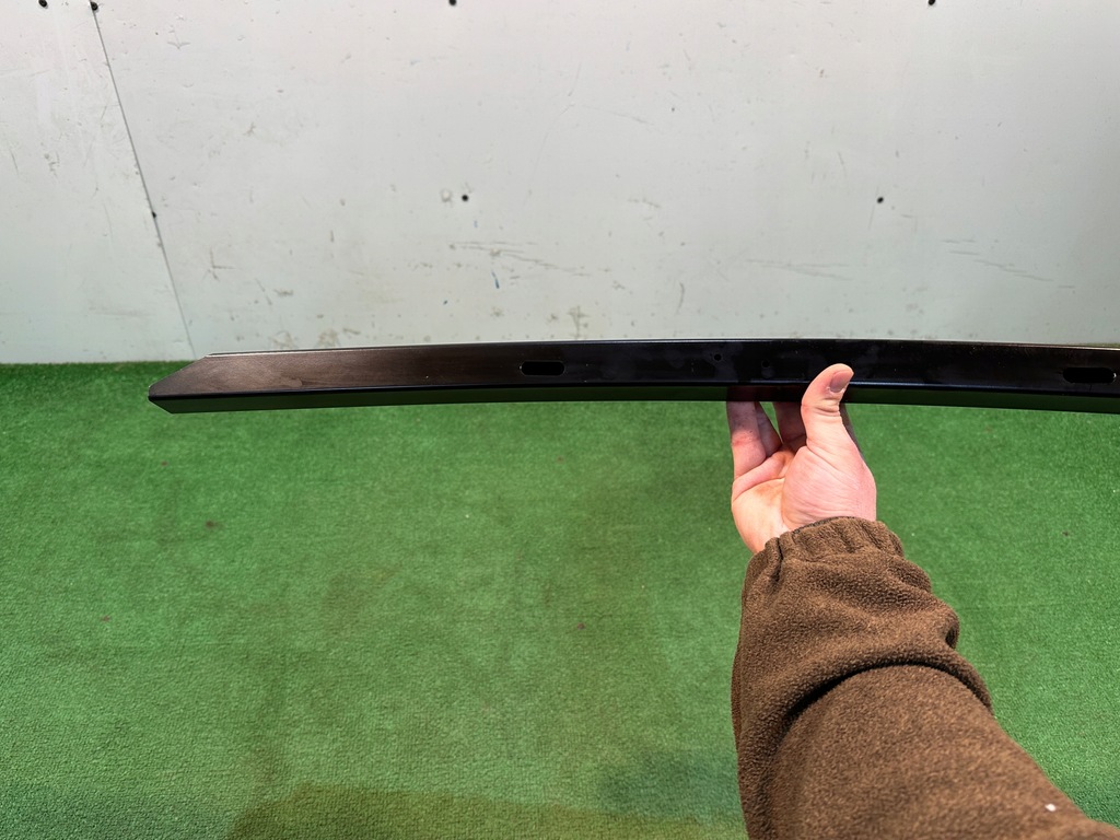 фото №13, Porsche taycan 9j1 кронштейн підсилювач поперечний 9j1814153y