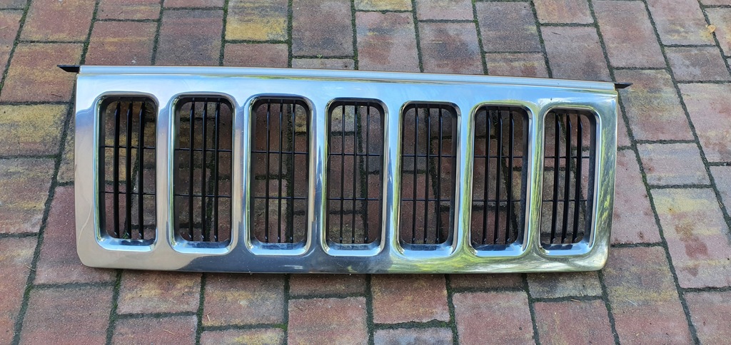 фото №1, Решётка радиатора решётка радиатора jeep commander