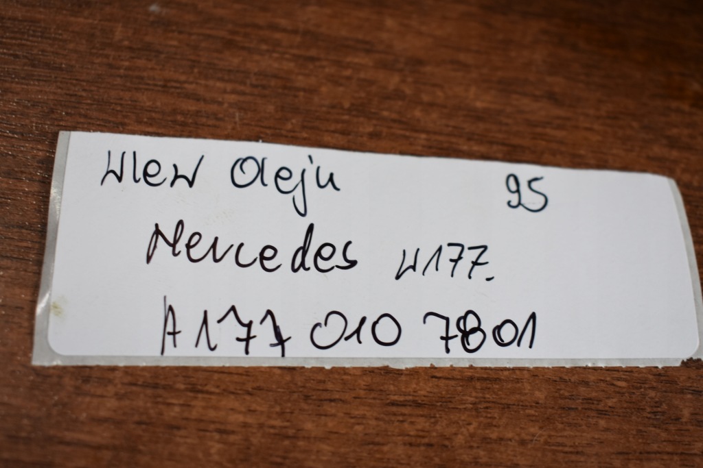 Idealna крышка заливная горловина масла mercedes amg w177 1 Оригинал