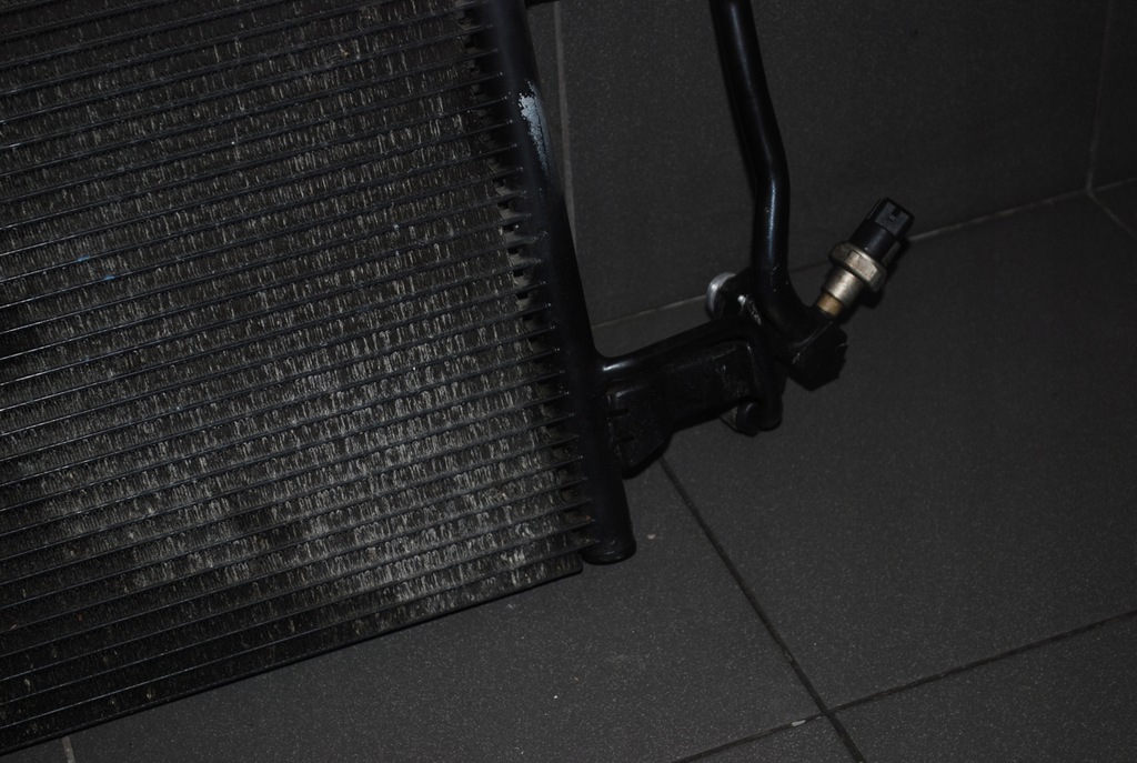 фото №10, Радіатор кондиціонера audi a8 d2 lift 4d0260401a