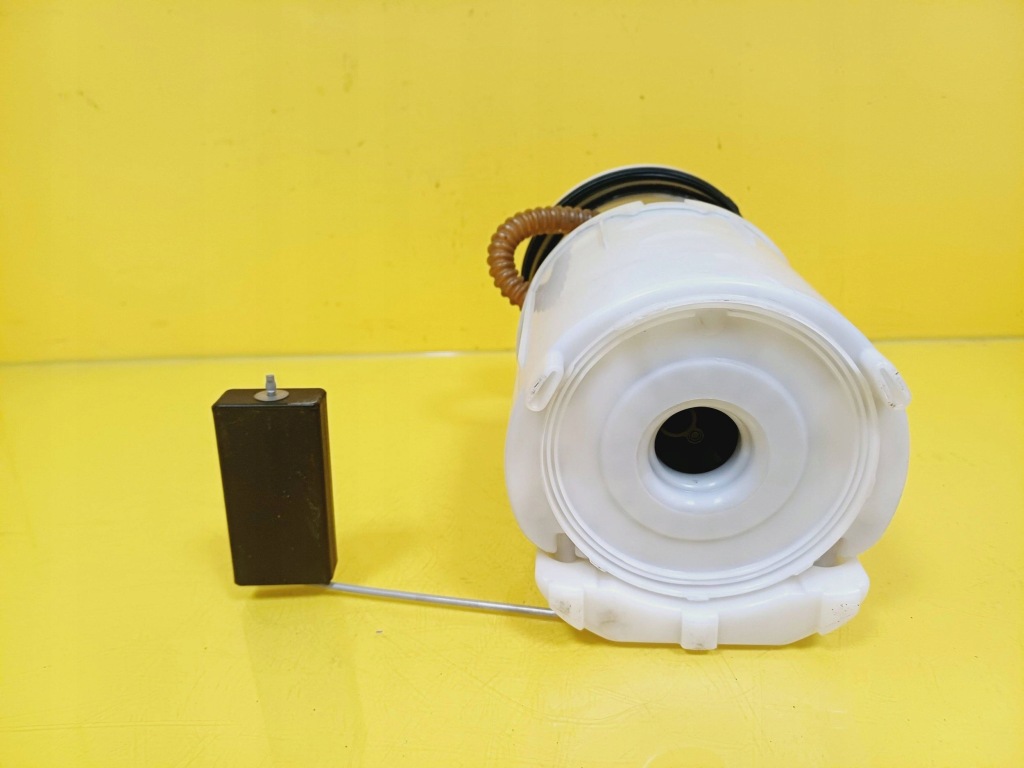 Купити Помпа насос пального w бак vw polo iv 1.2b 6q0919051f nr9