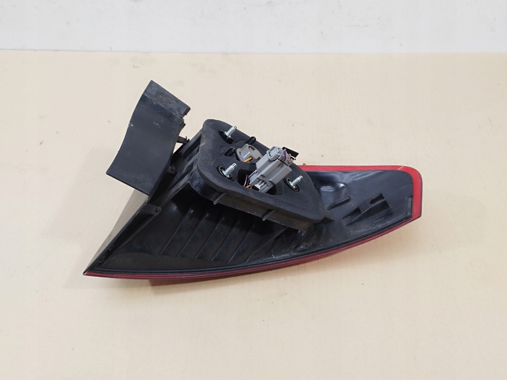 фото №10, Лампа левая задняя крыла ford mondeo mk4 iv lift lata 2010-2014 hb 5 дверь