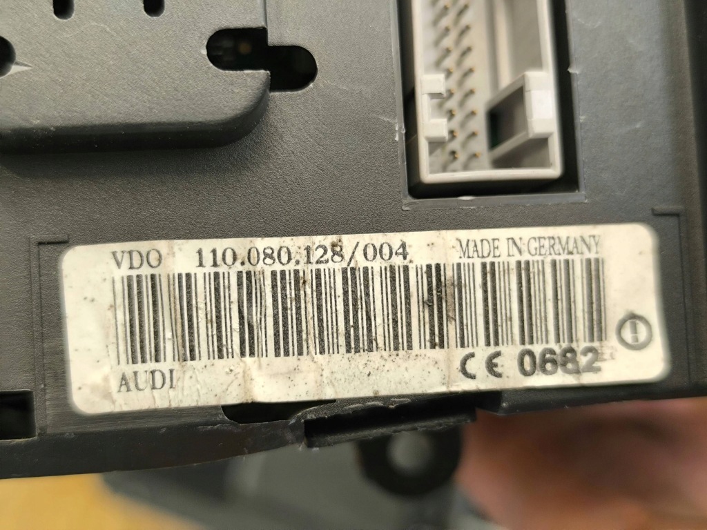 Audi a6 s6 c5 4b 2003 лічильник / спідометр Зі Шроту