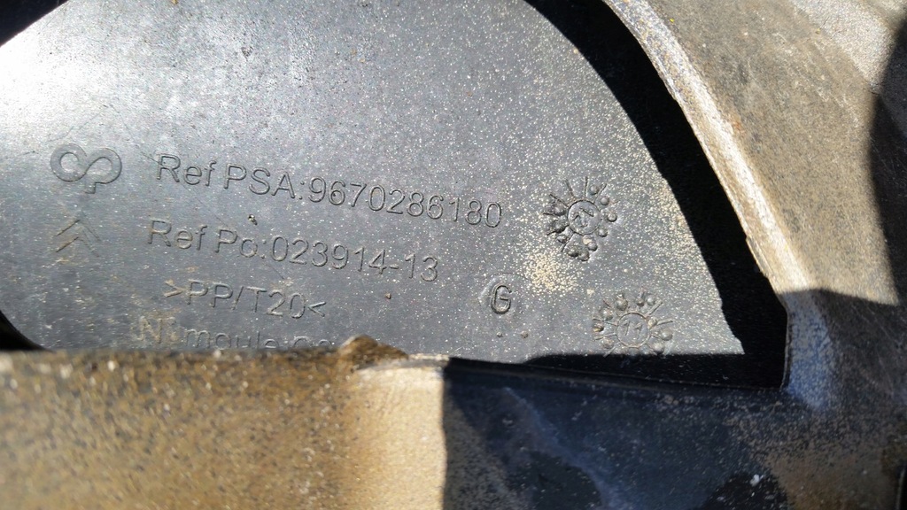 фото №16, Citroen c4 ii b7 бампер перед омыватель 10-