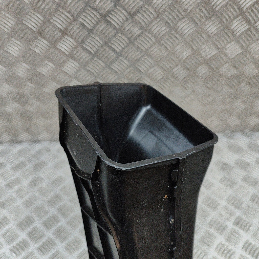 фото №5, Lexus rx 450h 2023 частина труби впуску повітря