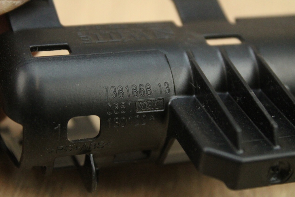 Оригинальный кнопка переключатель микровыключатель крышки bmw g30 7381868 25km! с Разборки