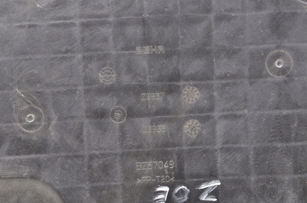 фото №9, Renault zoe lift радиатор 295e39666r 295e39666r