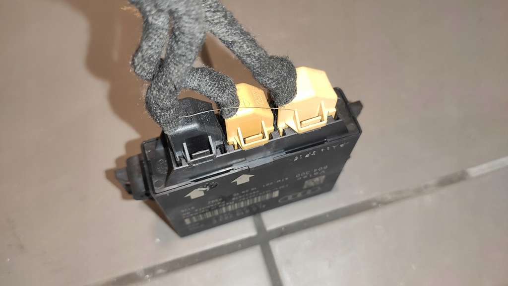 фото №7, Audi q7 4l модуль паркування блок керування датчиків pdc