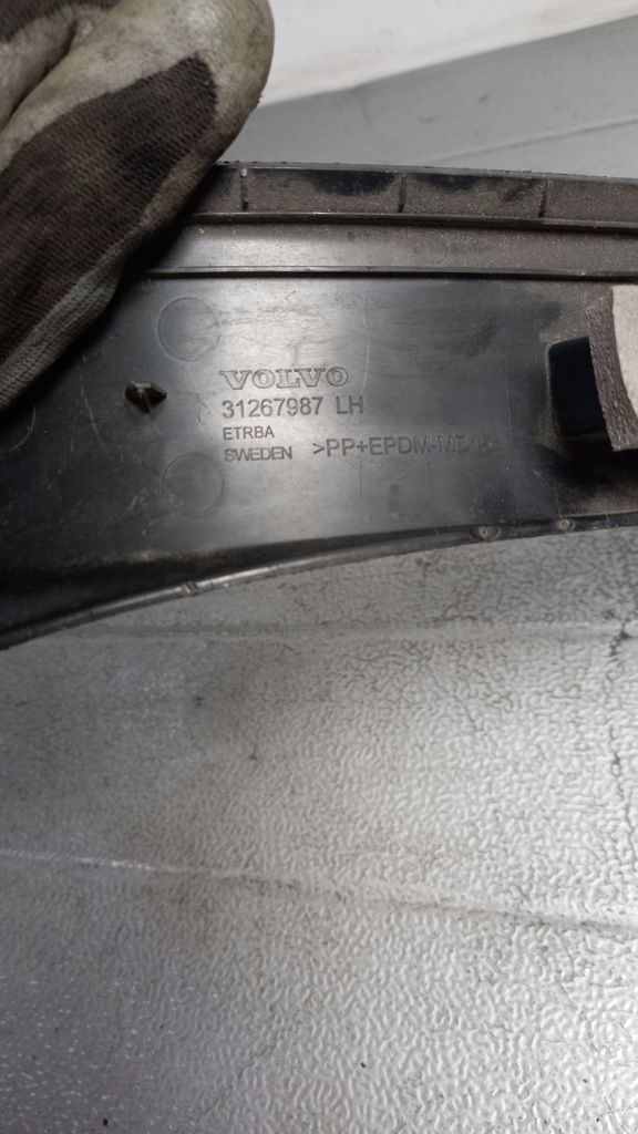 фото №6, Молдинг поріг лівий задня volvo v40 31267987