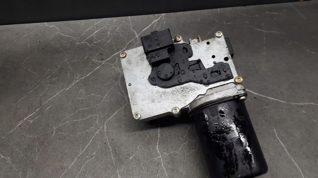 фото №7, 404638 моторчик дворник перед peugeot 307 01r