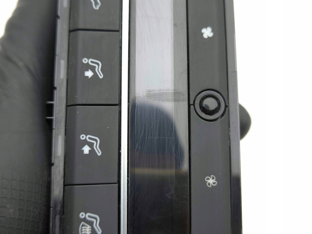 фото №7, Seat arona 2023 панель кондиціонера