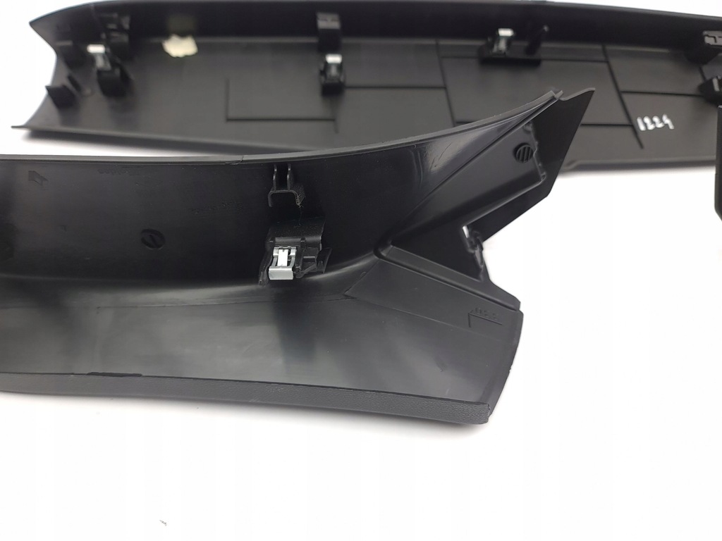 фото №11, Renault megane iv 2018 комплект обшивка / оббивка задній кришки багажника