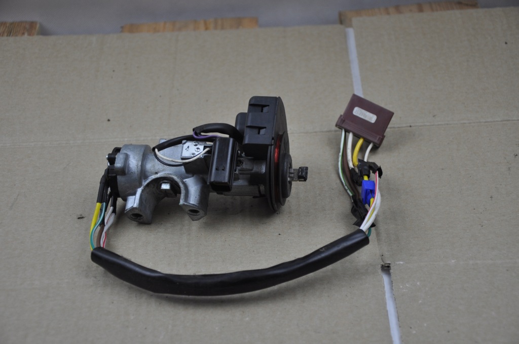 Купити Замок запалювання land rover discovery 2 99-04