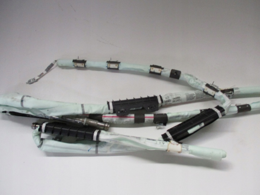 фото №1, Шторка безопасности шторки безопасности kia sorento 17r