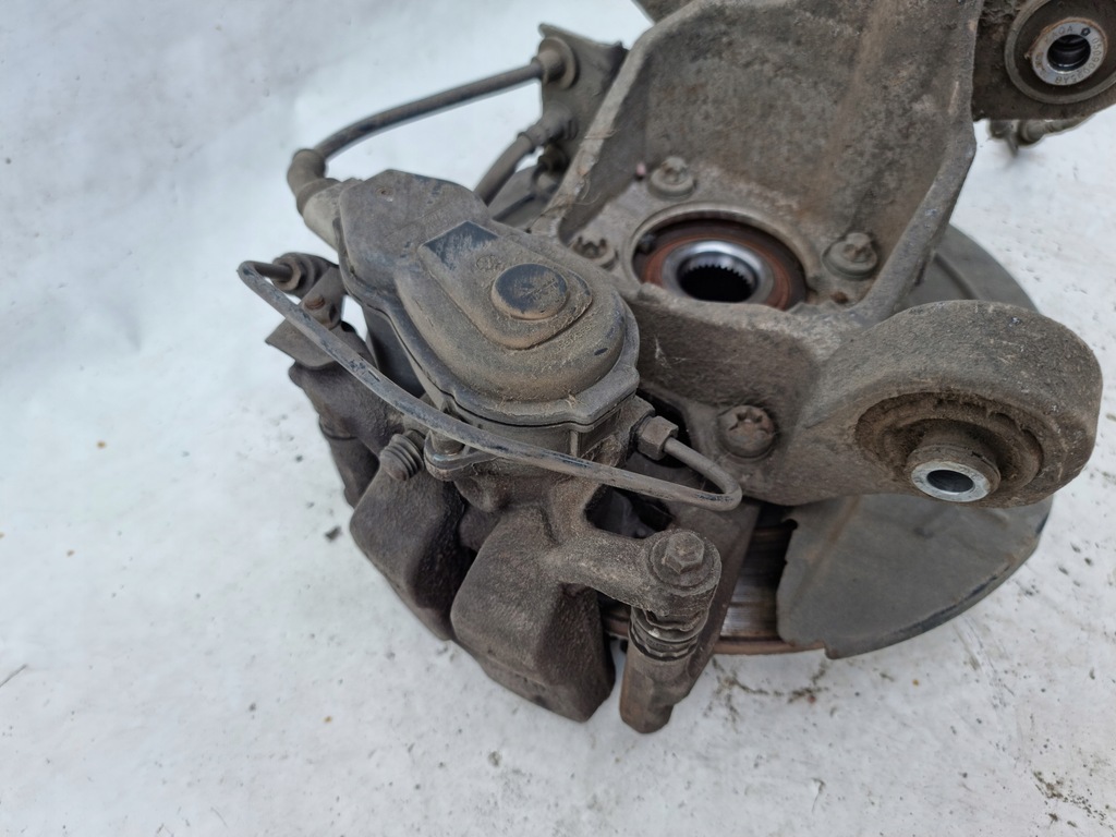 фото №6, Jeep cherokee kl 2.2 ступица поворотный кулак левая задняя