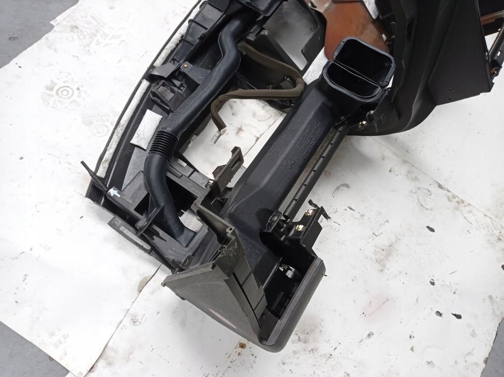 фото №7, Панель приладів nissan x-trail t30 68100 eq410