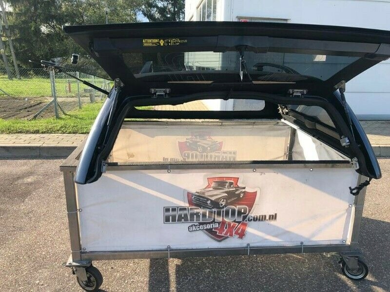 фото №11, Обшивка toyota hilux 2018 carryboy