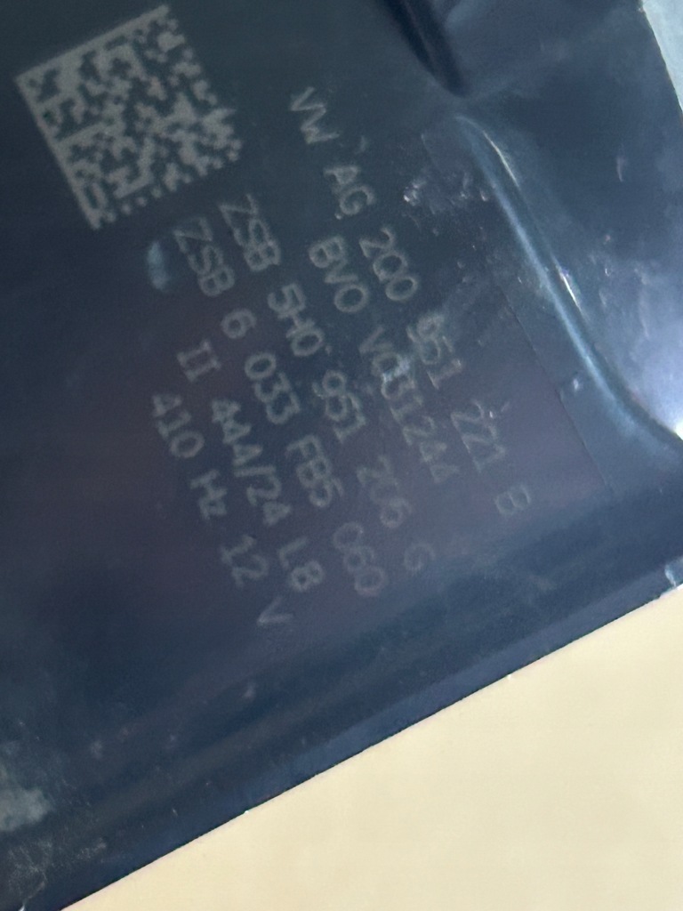 фото №7, Vw golf 8 seat audi клаксон колодка 2q0951221b