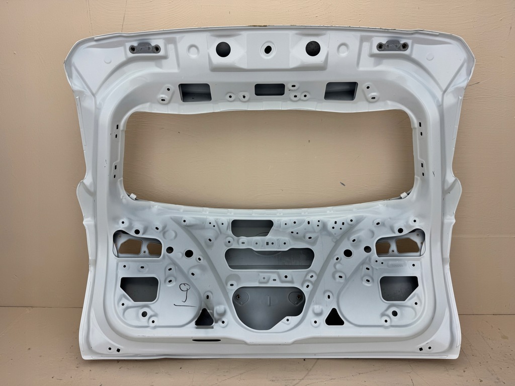 фото №12, Toyota corolla cross 20r- крышка багажника крышка багажника задняя задняя