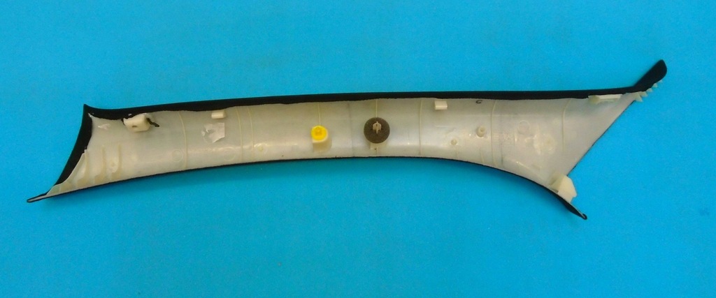 фото №2, Volvo v60 r-design захист обшивка стійка праве