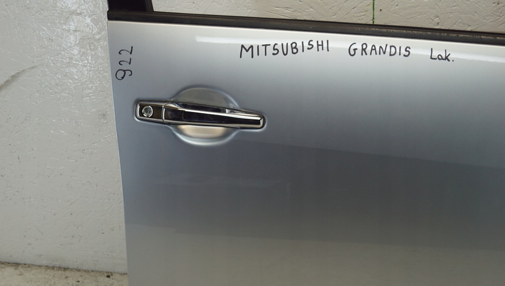 фото №5, Mitsubishi grandis двері праве перед