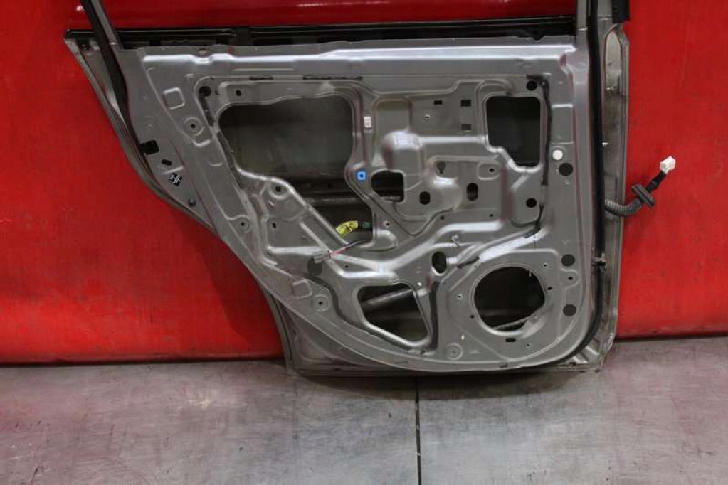 фото №12, Двері ліва задня задні k36g nissan tiida 1 i sedan 04-08