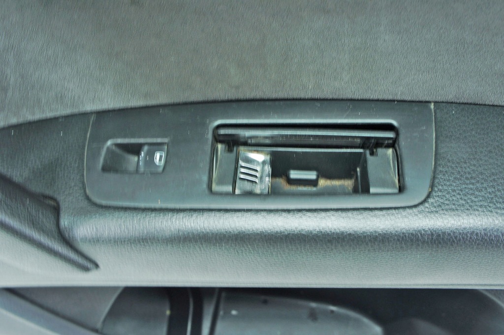 фото №5, In068 audi q7 4l обшивка двері правий задня