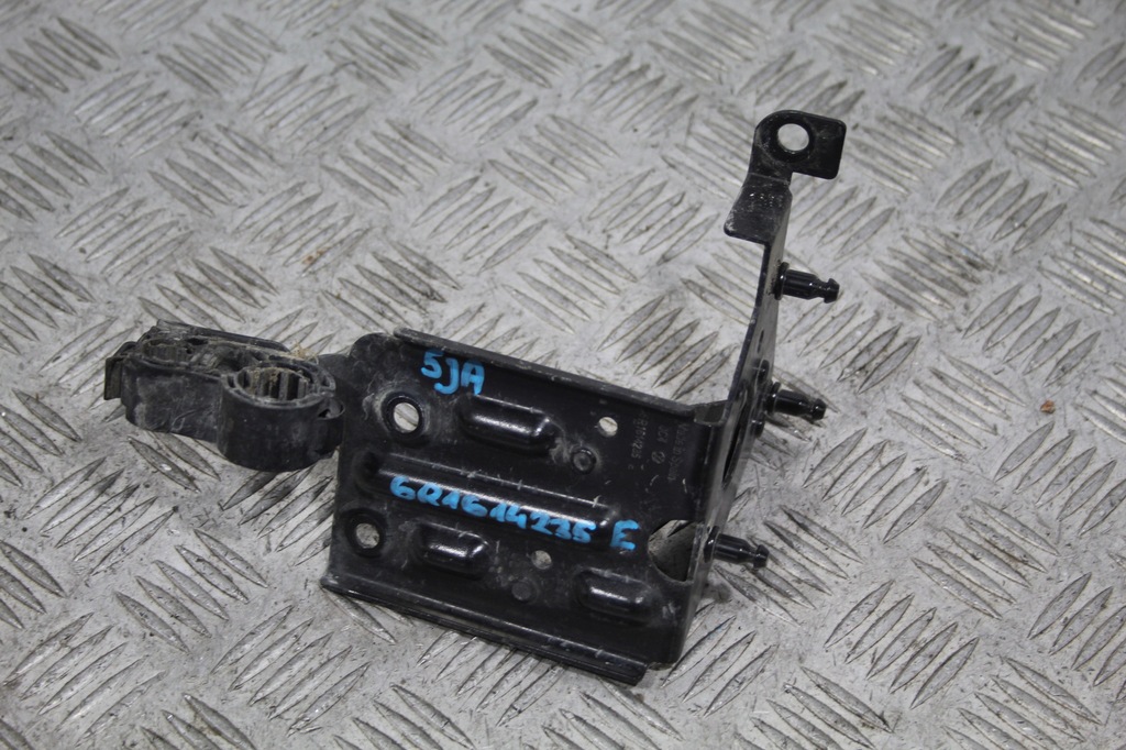 фото №1, Кронштейн кронштейн насоса abs skoda rapid 5ja 5j