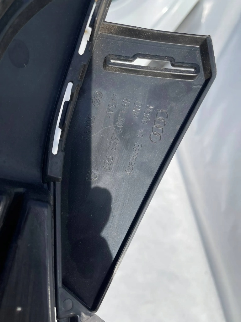 фото №10, Решётка средняя audi q4 e-tron 89a 89a807683 бампер перед передний