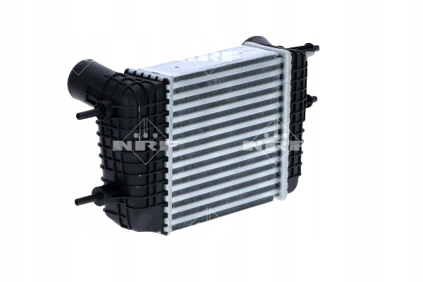 фото №9, Интеркулер радиатор воздуха впускной nissan micra iv note 1.2