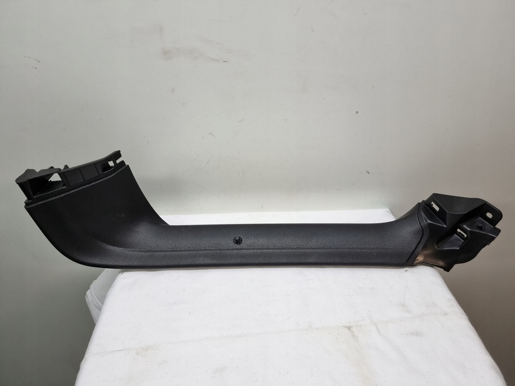 фото №1, Audi q3 обивка крышки багажника