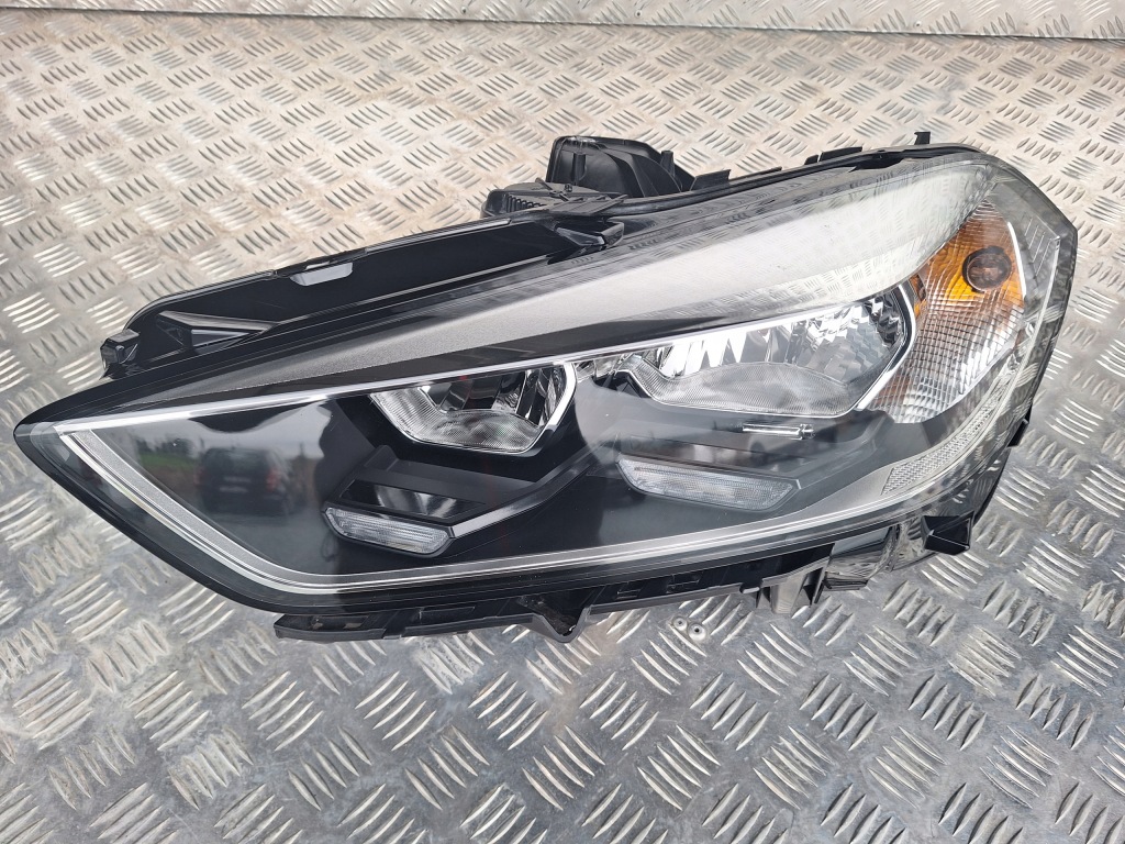 фото №1, Bmw 1 f40 лампа левая h7 led перед nowa оригинал