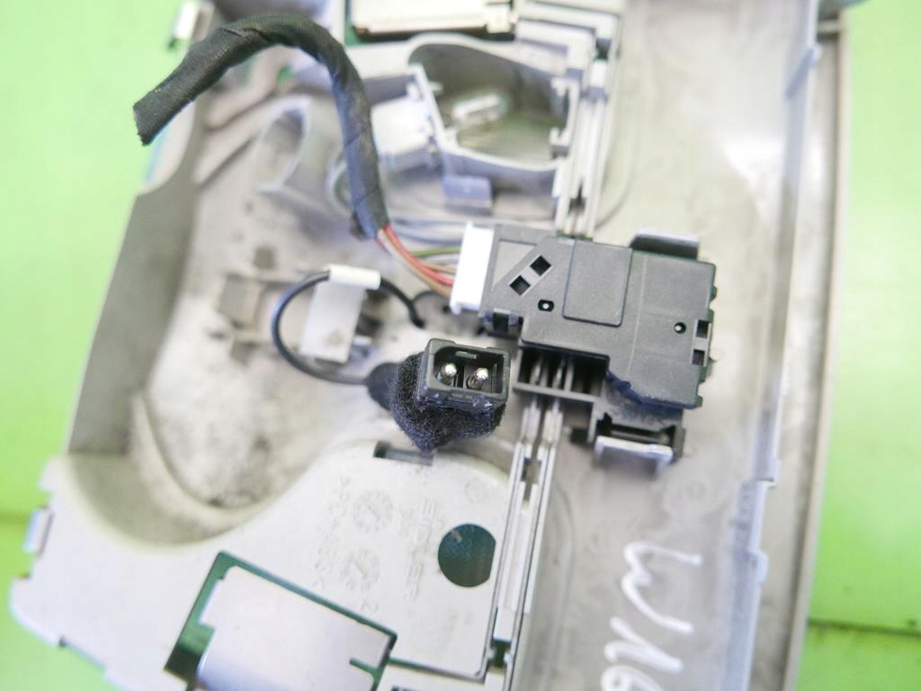 фото №9, Лампа освітлення кабіни mercedes v168 w168 01-04