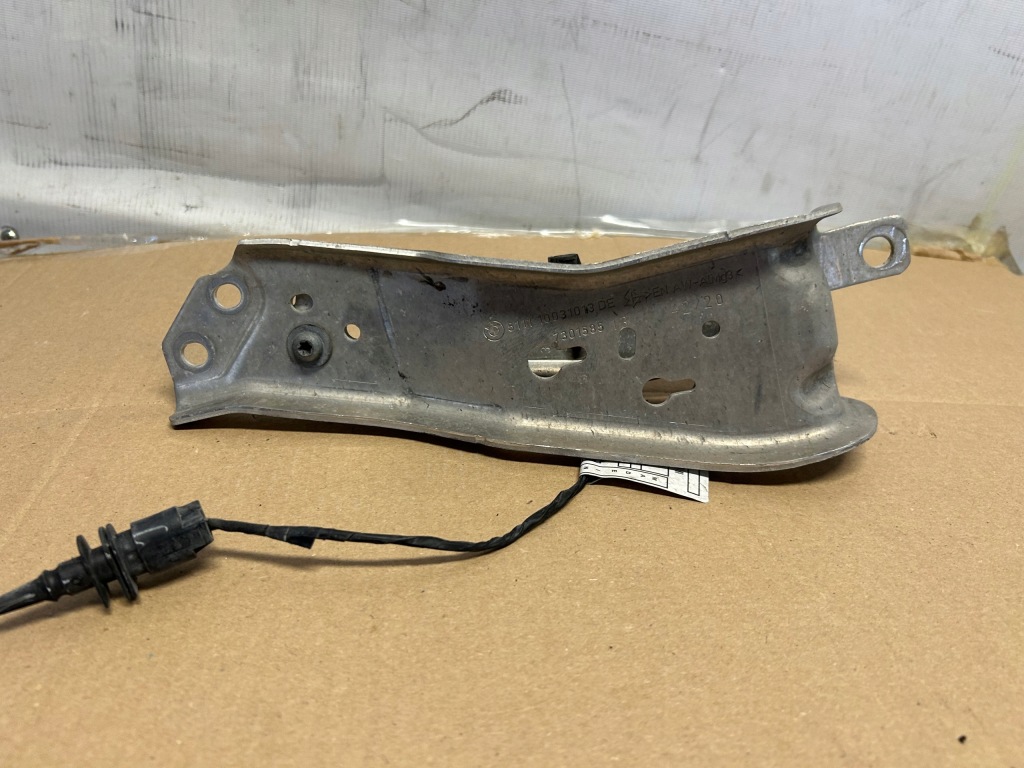 Купити Кронштейн поперечина лівий перед bmw f39 f45 f46 f48 7301585 7365269