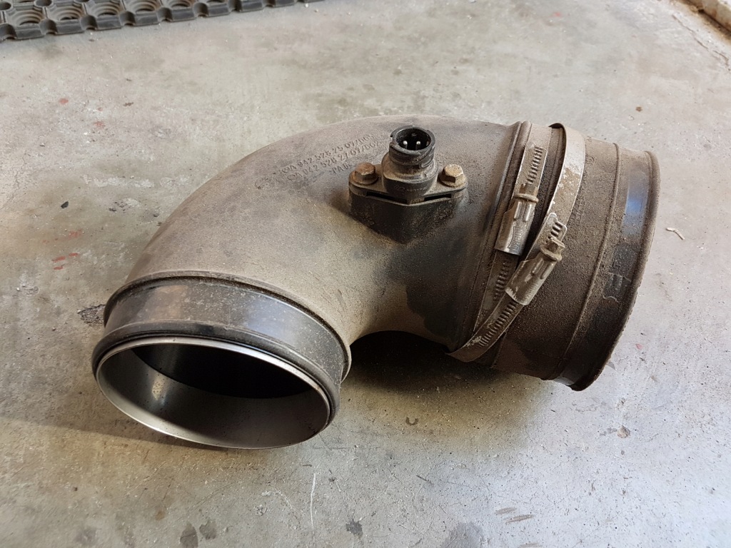 Купити Actros mp3 mp2 коліно шланг фільтра повітря