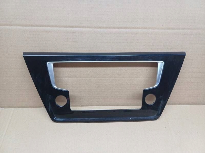 фото №1, 5tc858071 рамка радіо навігації vw touran iii 5t