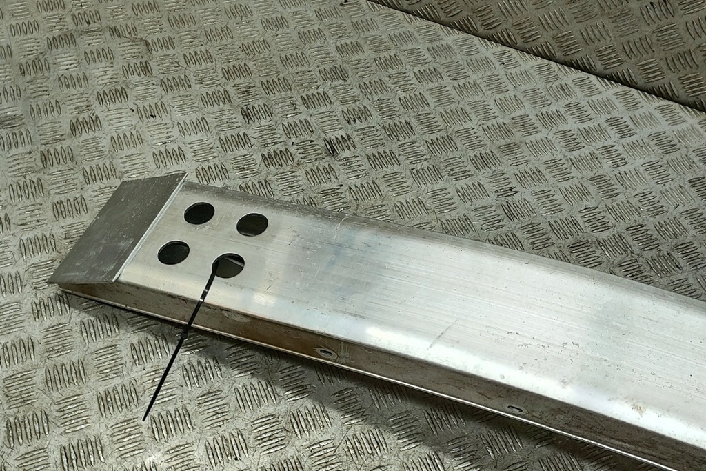 фото №7, Toyota sienna xl40 передний бампер усилитель crash bar 52021-08050 2020