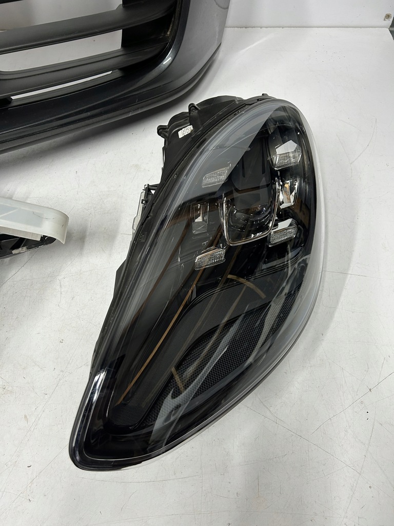 фото №14, Бампер передній лампа pas балка жалюзі porsche panamera 971 lift 20-23