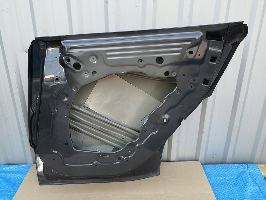 фото №11, Tesla model y дверь задние правое задняя