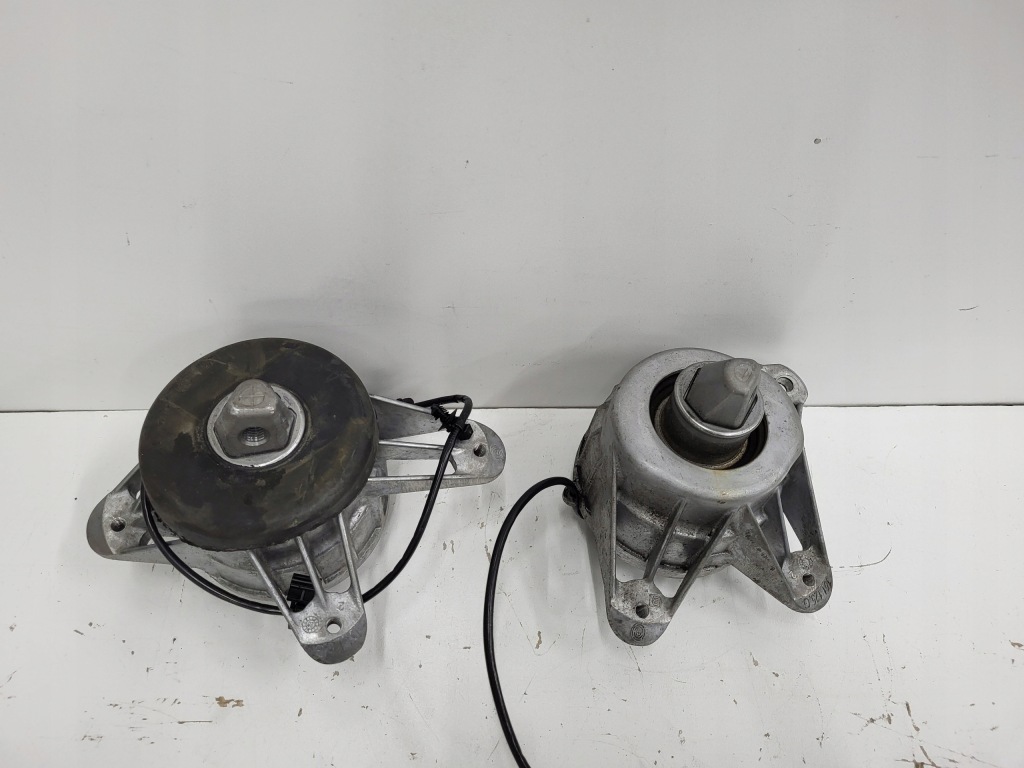 фото №6, Подушка двигуна ліва права mercedes gle w167