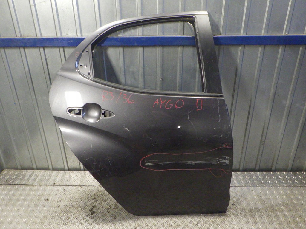 фото №1, Toyota aygo ii дверь правый задняя задние