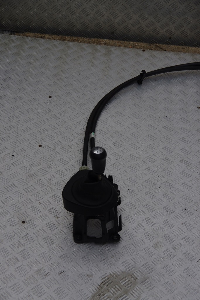 фото №4, Домкрат ручка чехол передач smart forfour ii a453 renault twingo iii