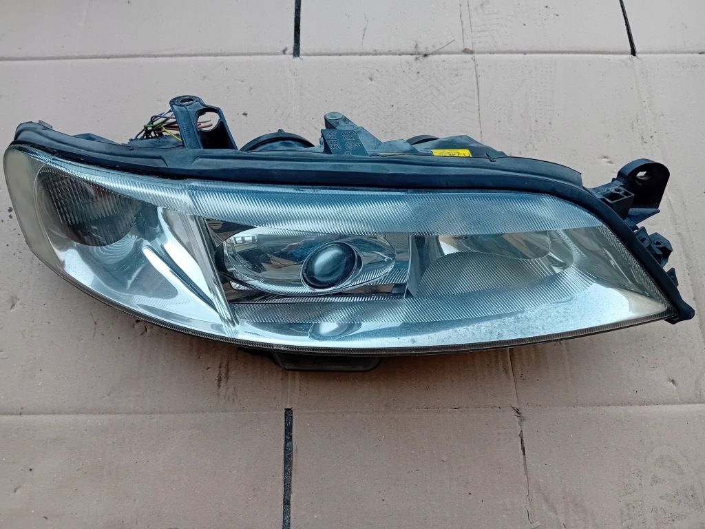 фото №1, Лампа фара правий перед opel vectra b lift 09193244 1307022294