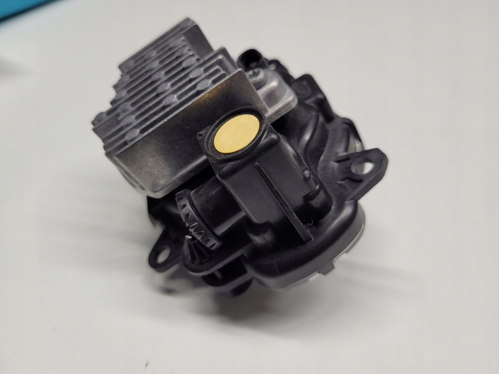 фото №7, Протитуманна фара led лівий 6f0941699 seat arona