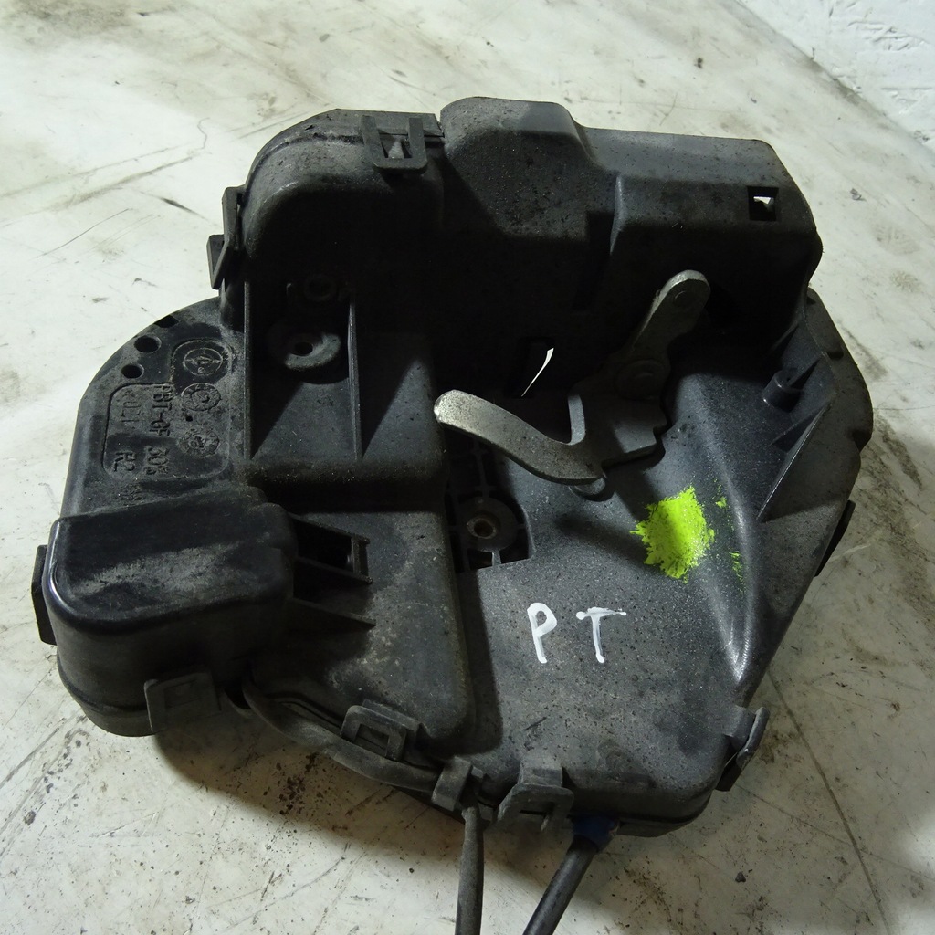 фото №2, Mercedes cls c219 замок дверь задняя правый