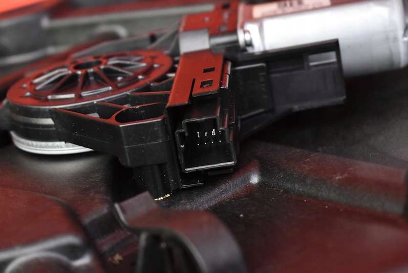 фото №14, Подъемник стекло правый перед eu 30784311 volvo v60 1 i lift 13-20