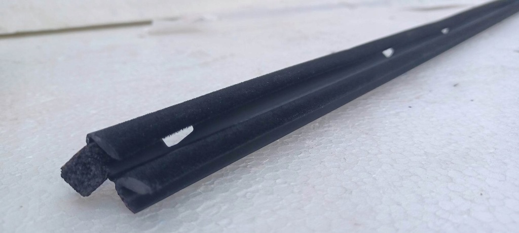 фото №3, Прокладка стекло дверь правый перед ractis verso