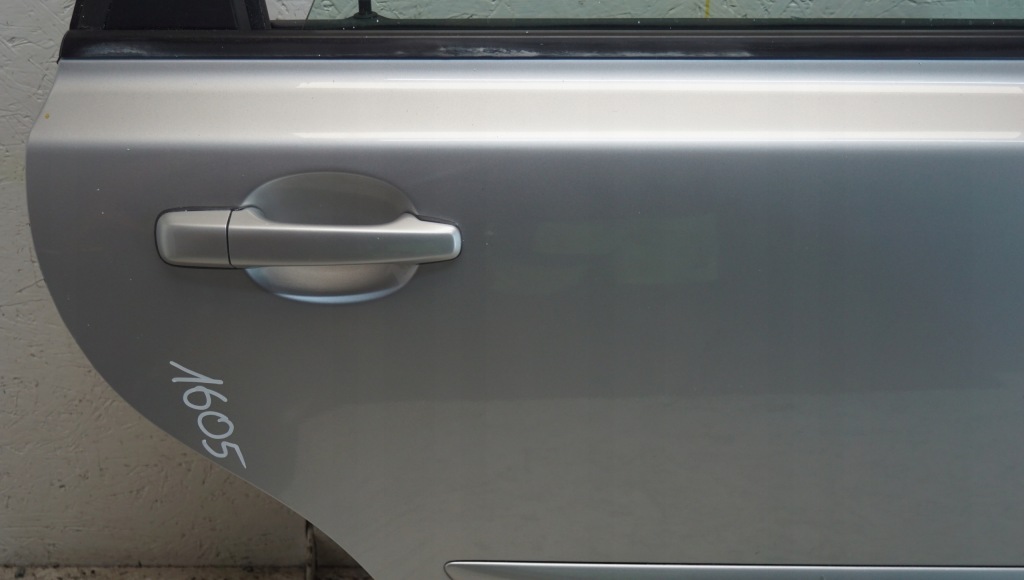 фото №4, Двері правий задня volvo v50